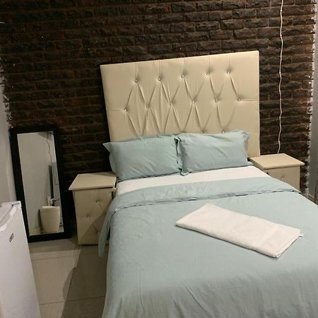 Reitz Guest House มาฮิเคง ภายนอก รูปภาพ