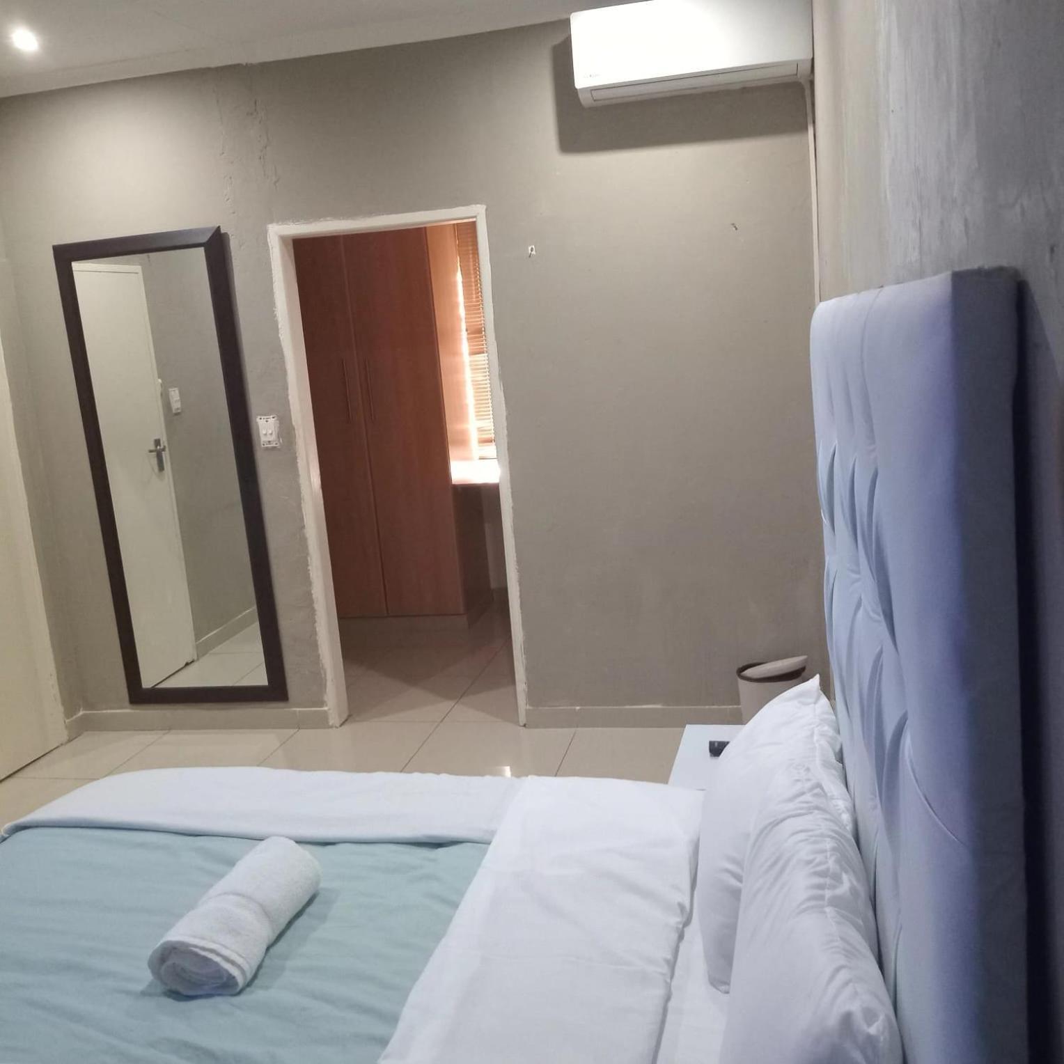 Reitz Guest House มาฮิเคง ภายนอก รูปภาพ
